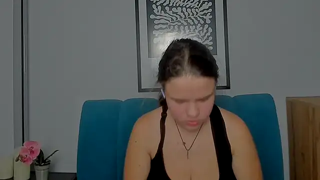 Snapshot of AdeleCruz chatting on 16, 2, 2026 AdeleCruz online show from 16, 2, 2026