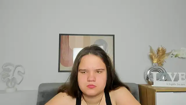 AdeleCruz online show from 17, 3, 2025