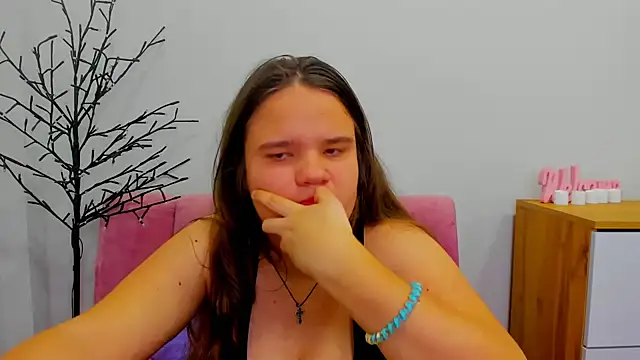 AdeleCruz online show from 17, 3, 2025