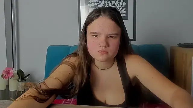 Snapshot of AdeleCruz chatting on 22, 3, 2026 AdeleCruz online show from 22, 3, 2026