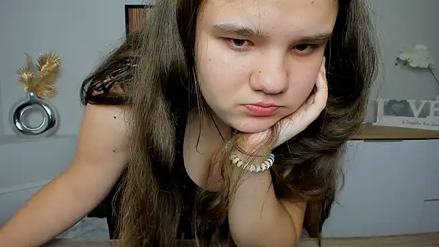 AdeleCruz online show from 1, 3, 2025