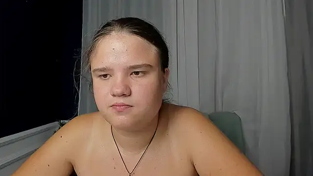 AdeleCruz online show from 14, 9, 2025