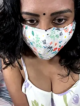 ArathyNambyarMallu online show from 20, 9, 2025