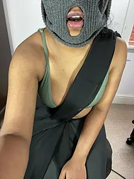 ArathyNambyarMallu online show from 18, 2, 2025