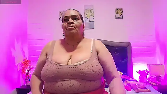 VickyBoobss online show from 6, 7, 2026