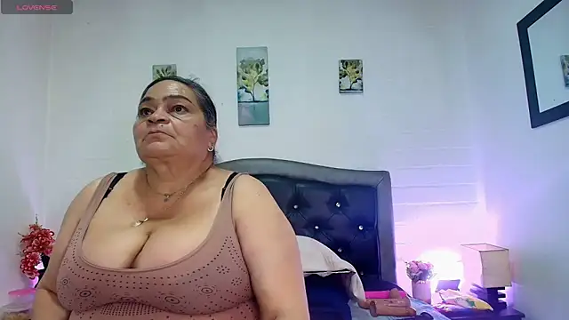 VickyBoobss online show from 12, 5, 2026