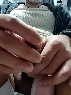 Risa0930hinata online show from 9, 2, 2026