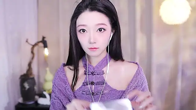 Zoe-99 online show from 4, 12, 2025