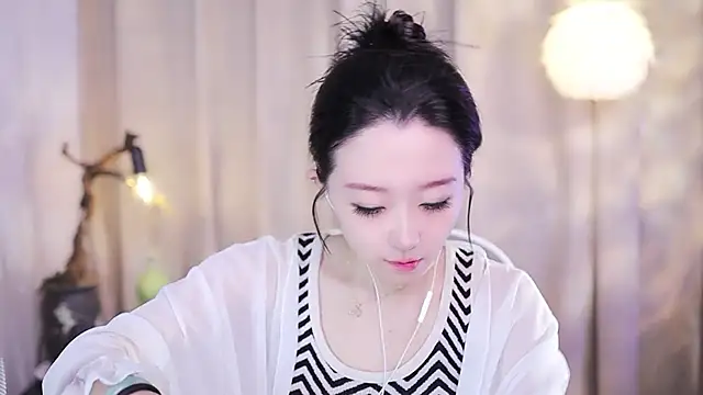 Zoe-99 online show from 5, 11, 2025