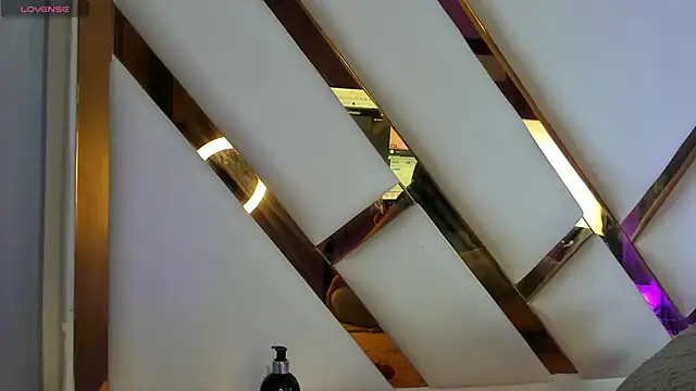 Snapshot of kathy_bakerr chatting on 5, 2, 2026 kathy bakerr online show from 5, 2, 2026