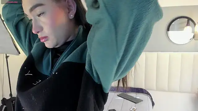 Snapshot of chelsea_bolton_ chatting on 10, 6, 2026 chelsea bolton online show from 10, 6, 2026