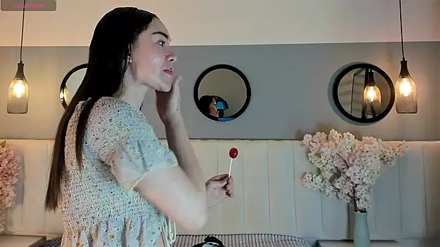 chelsea bolton  online show from 12, 3, 2026