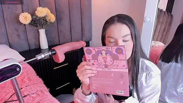 Snapshot of chelsea_bolton_ chatting on 22, 10, 2025 chelsea bolton online show from 22, 10, 2025