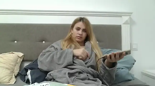 AnnaBell2025 online show from 18, 1, 2025