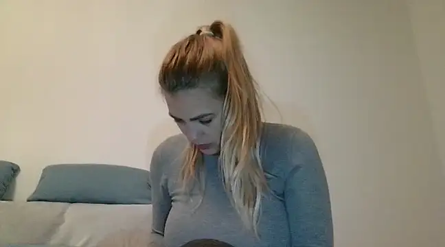 AnnaBell2025 online show from 11, 1, 2025