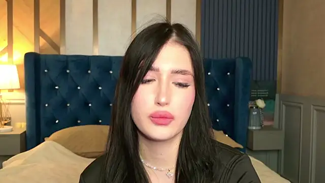 EmmaLawrens online show from 21, 9, 2025