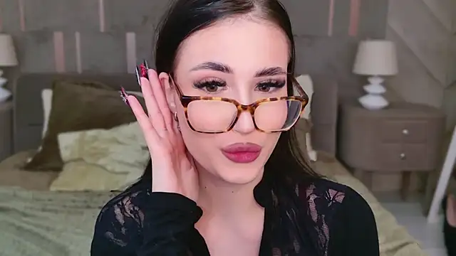 EmmaLawrens online show from 13, 3, 2025