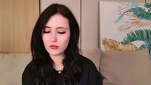 EmmaLawrens online show from 1, 3, 2026