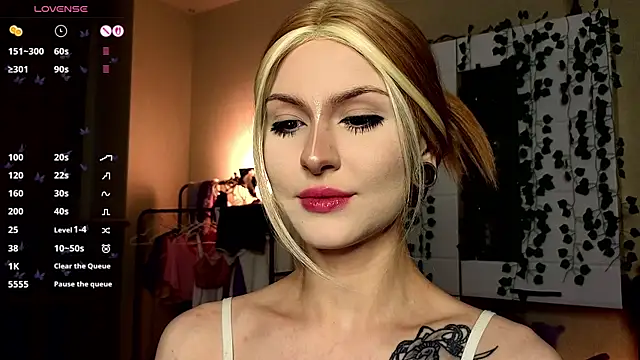 Emily  Mooree online show from 11, 11, 2025