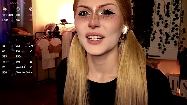 Emily  Mooree online show from 7, 10, 2025