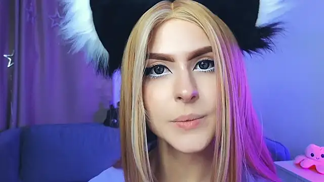 Emily  Mooree online show from 10, 2, 2025