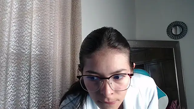 Snapshot of Aleska_Miami chatting on 17, 9, 2025 Aleska Miami online show from 17, 9, 2025