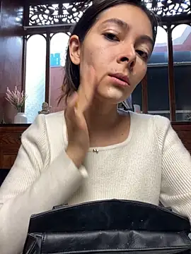 Snapshot of Aleska_Miami chatting on 25, 5, 2026 Aleska Miami online show from 25, 5, 2026