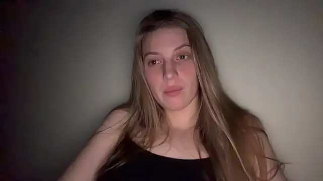 Ella-82 online show from 25, 2, 2025