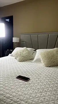 jumpingmodels online show from 28, 11, 2025