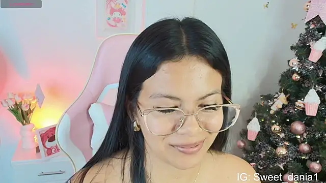 sweet dania  online show from 19, 12, 2025