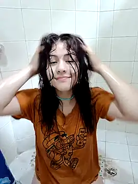 MiaQueen021 online show from 6, 10, 2025