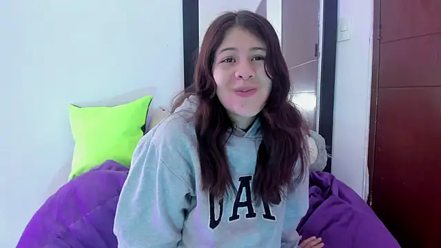 MiaQueen021 online show from 8, 9, 2025