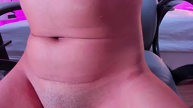 Snapshot of Valentina_slim chatting on 1, 3, 2026 Valentina slim online show from 1, 3, 2026