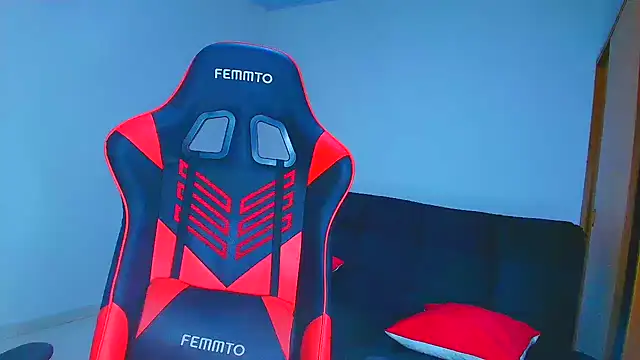 Rousse violett online show from 10, 9, 2025