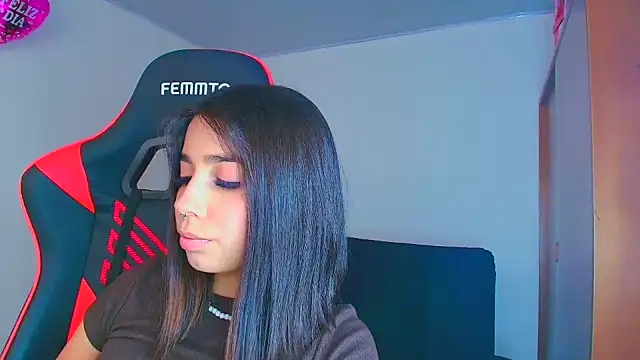 Rousse violett online show from 27, 9, 2025