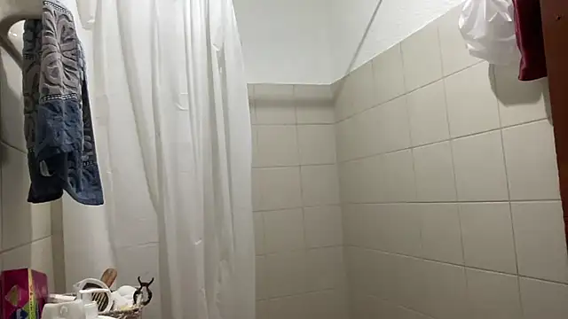 LunaBeya online show from 18, 12, 2025