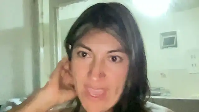 LunaBeya online show from 20, 11, 2025