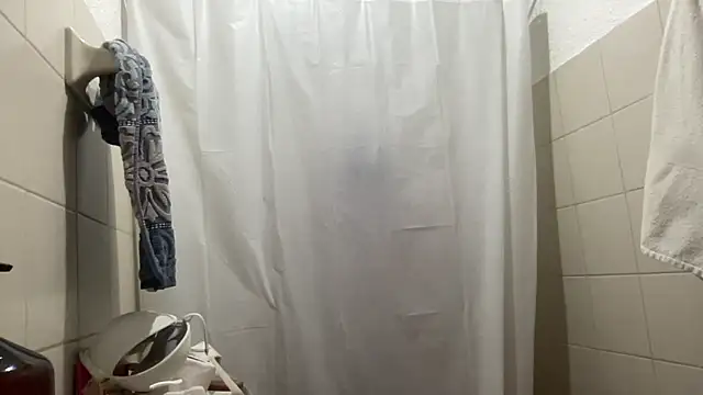 LunaBeya online show from 14, 12, 2025