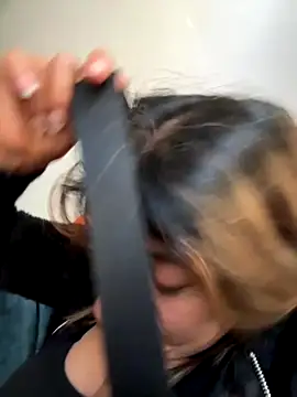 LunaBeya online show from 19, 10, 2025