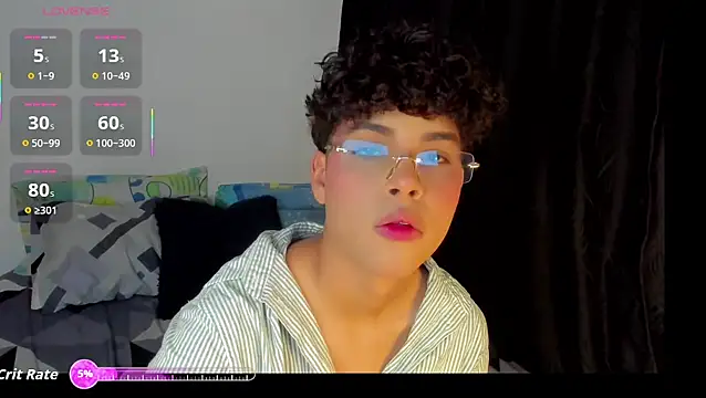 Snapshot of dani_angels__ chatting on 2, 10, 2025 dani angels online show from 2, 10, 2025