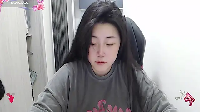 minnie9009 online show from 17, 3, 2025