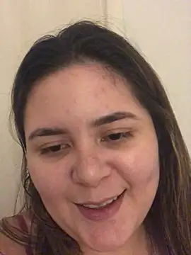 julinha2311 online show from 14, 1, 2025