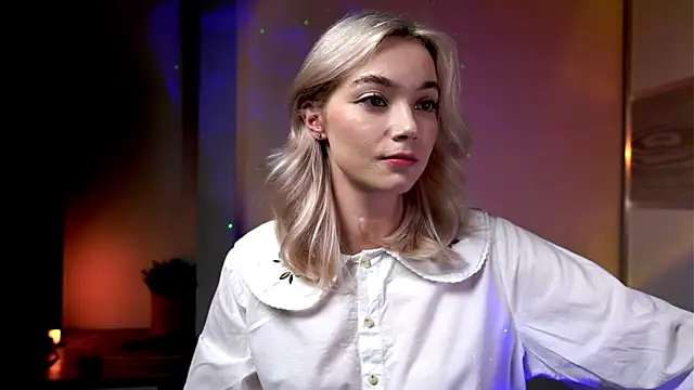 ileanacampbe online show from 11, 3, 2025