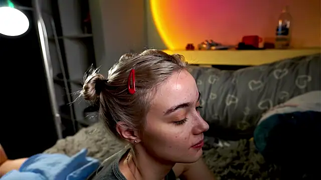 ileanacampbe online show from 27, 1, 2025