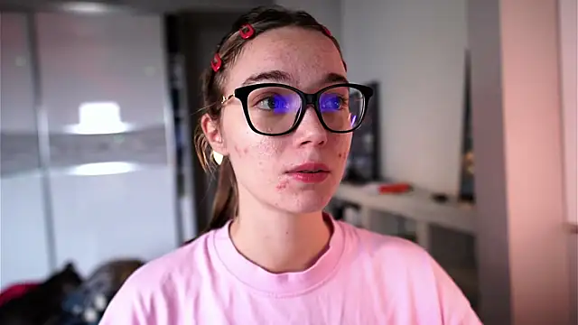 ileanacampbe online show from 25, 10, 2025