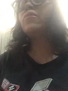 Snapshot of lashula chatting on 5, 11, 2025 lashula online show from 5, 11, 2025