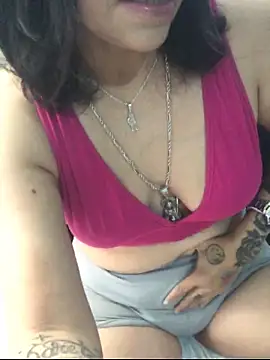 Snapshot of lashula chatting on 6, 11, 2025 lashula online show from 6, 11, 2025