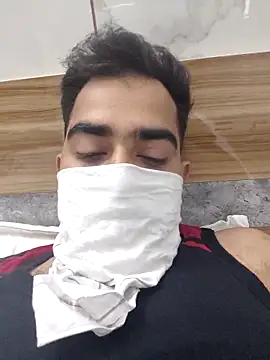 13lusty online show from 28, 2, 2025