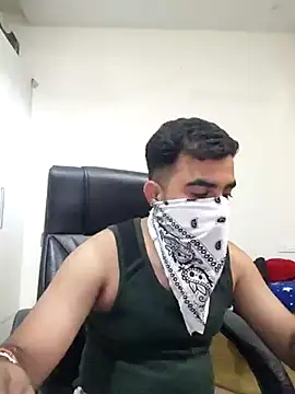 13lusty online show from 19, 3, 2025