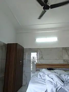 13lusty online show from 22, 3, 2025